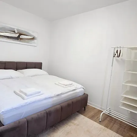 Apartment Modern Zen